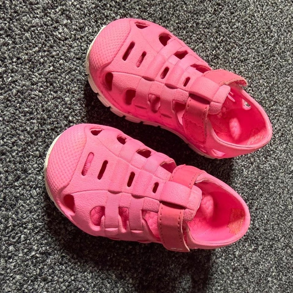 Surprise Pink Athletic Fisherman Sandals Toddler Girls Size 5C Water Shoes